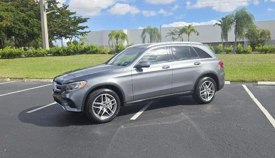 2017 Mercedes-Benz